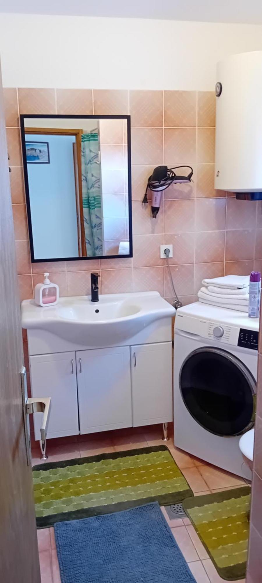 Apartmani Alaga B Tribalj المظهر الخارجي الصورة
