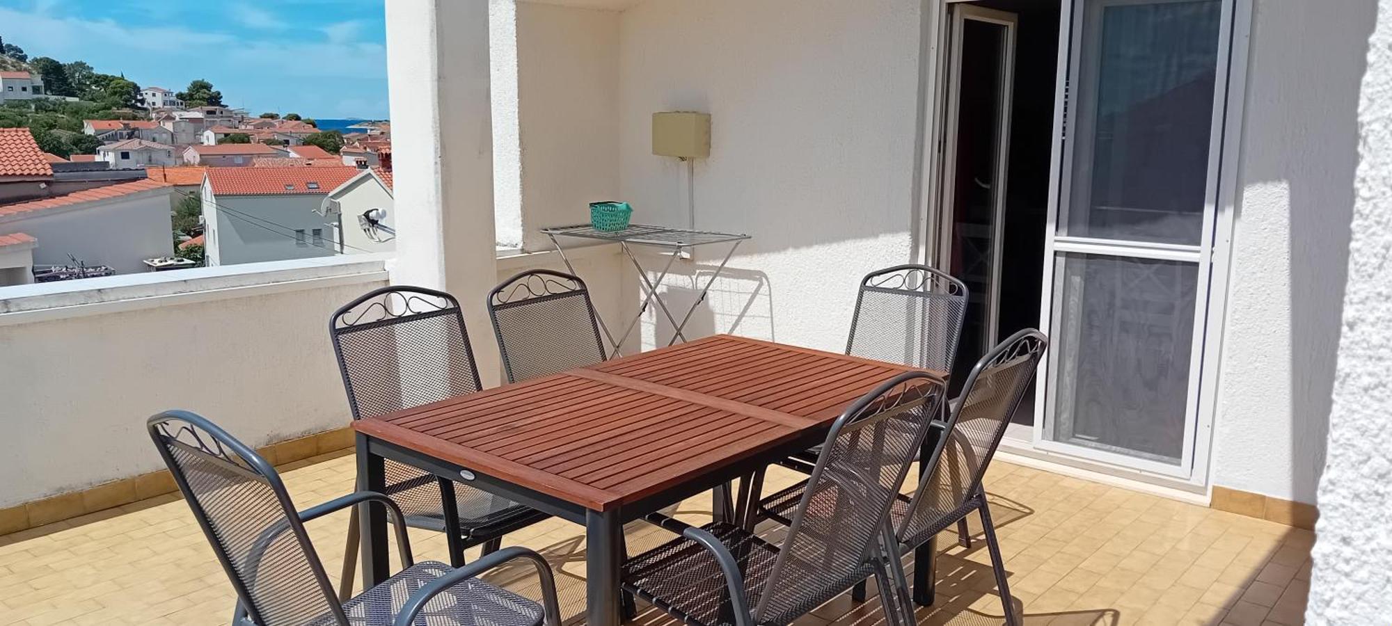 Apartmani Alaga B Tribalj المظهر الخارجي الصورة